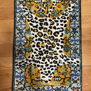 ANTHROPOLOGIE TUFTED OCTAVIA BATH MAT